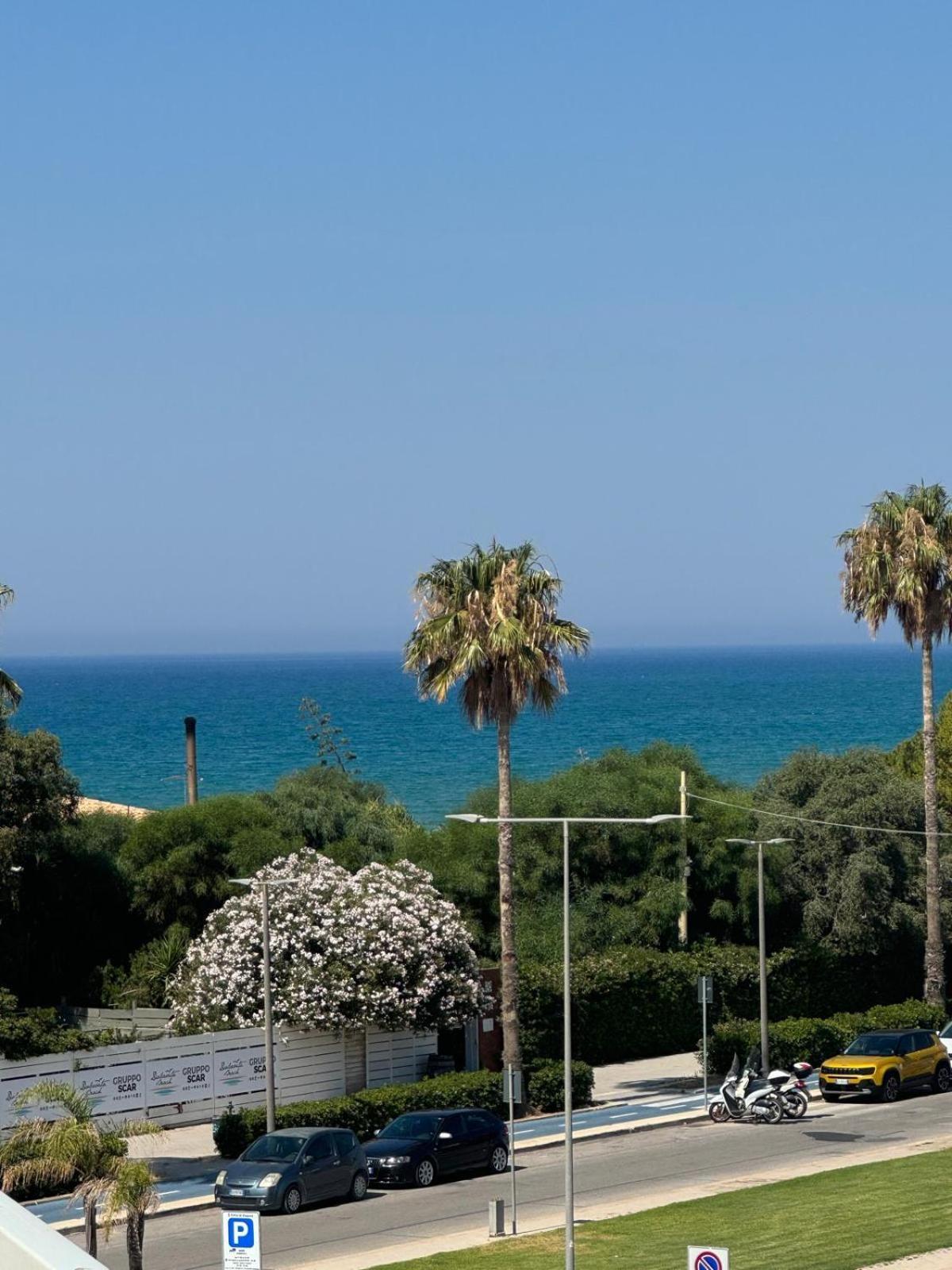 Andrea Doria Hotel Marina di Ragusa Exterior foto