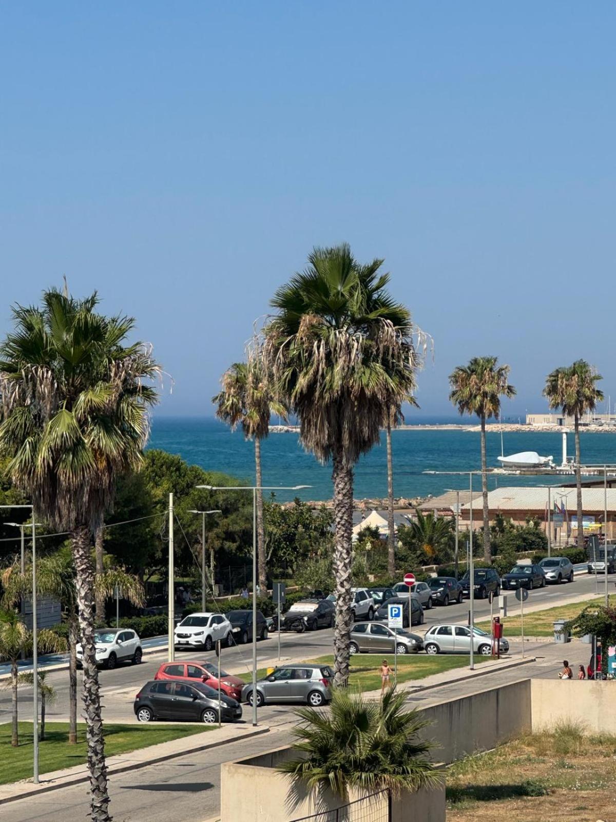 Andrea Doria Hotel Marina di Ragusa Exterior foto