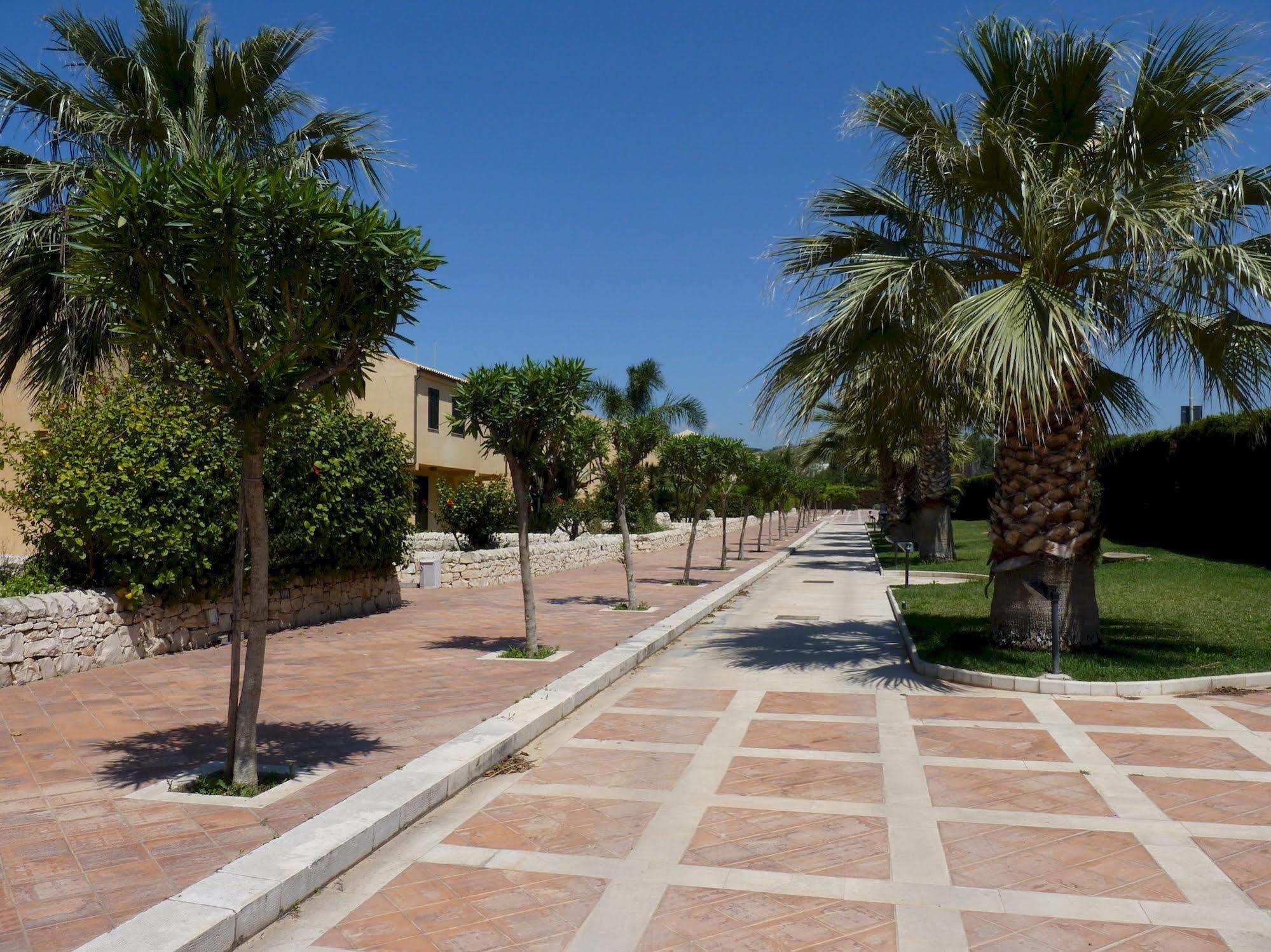 Andrea Doria Hotel Marina di Ragusa Exterior foto